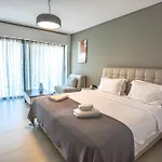 Dreamy Bay Aparthotel