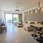 Dreamy Bay Aparthotel 4*