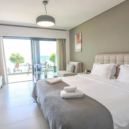 Aparthotel Dreamy Bay 4*