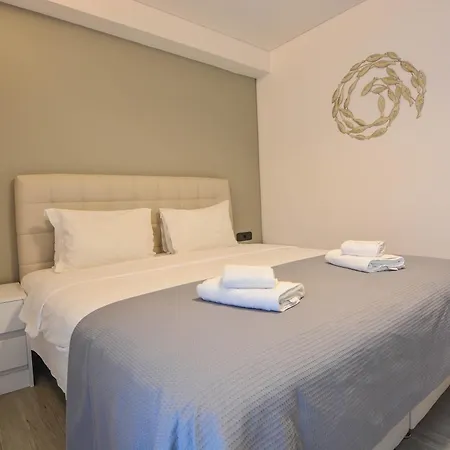 Dreamy Bay Aparthotel 4*