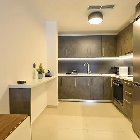 Dreamy Bay Aparthotel 4*